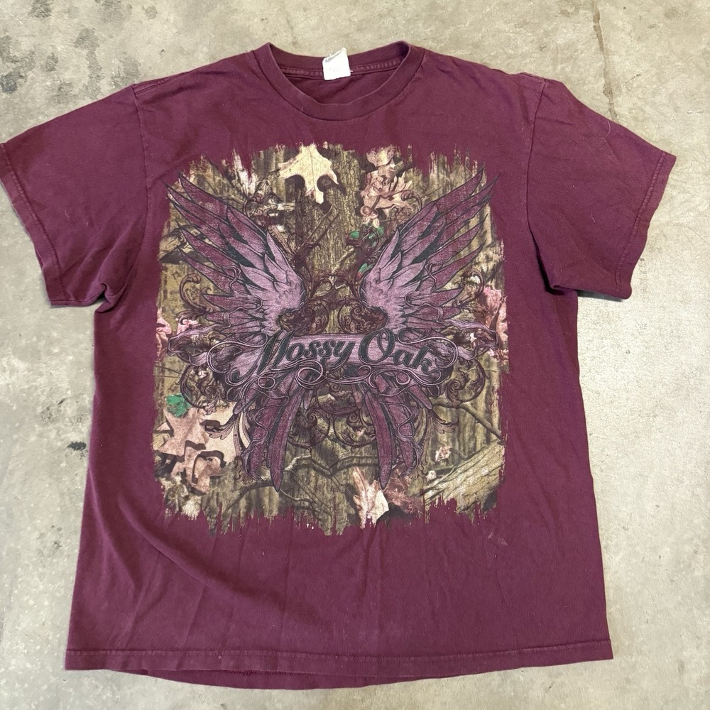 Mossy Oak Shirt Mens Y2K Red Maroon Short Sleeve Camo Hunting Outdoors Grunge